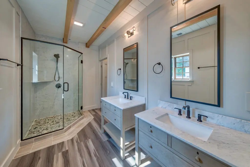 A Master Bathroom Design by Harvell Homes in Powell Wyoming
