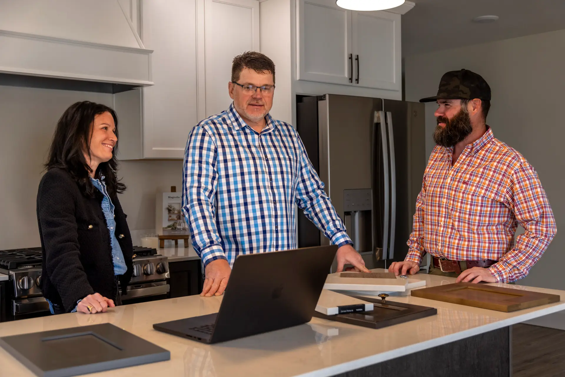 The Harvell team discuss finishing options for a custom home.